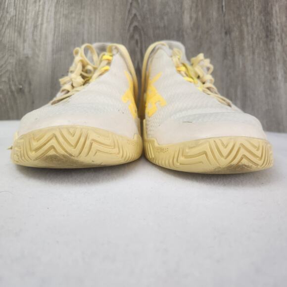 ADIDAS MEN'S Barricade Tennis Shoes Ecru Tint / Almost Yellow Size 10 GUC - Picture 4 of 9